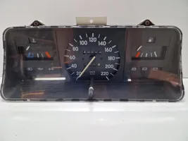 Opel Kadett E Compteur de vitesse tableau de bord 