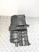 Opel Astra J Vassoio scatola della batteria 13308434