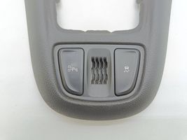 Opel Zafira C Ātrumu pārslēgšanas sviras dekoratīvā apdare (plastmasas) 13293509