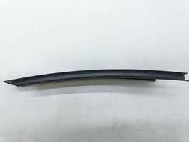 Mercedes-Benz E W212 Rivestimento modanatura del vetro della portiera posteriore 2126900487