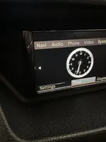 Mercedes-Benz E C207 W207 Monitor/display/piccolo schermo A2129004407
