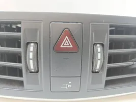 Mercedes-Benz E C207 W207 Centrālais gaisa ventilācijas režģis A2078300054