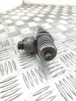 Volkswagen Caddy Injecteur de carburant 038130073