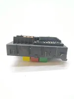 Opel Vectra C Fuse module 13189923