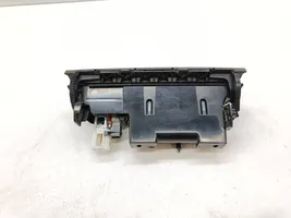 Volkswagen PASSAT B7 Popielniczka przednia tunelu środkowego 3C0863284K