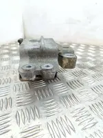 Volkswagen PASSAT B7 Dzinēja spilvens 3C0199555P