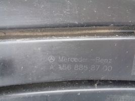 Mercedes-Benz GLA W156 Grotelės apatinės (trijų dalių) A1568858700