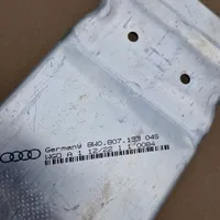 Audi A4 S4 B9 8W Etupuskurin tukipalkki 8W0807133045