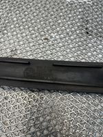 BMW 5 E60 E61 Radiateur panneau supérieur d'admission d'air 7063835