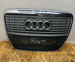 Audi A6 S6 C6 4F Etupuskurin ylempi jäähdytinsäleikkö 4F0853651S