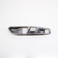 Mercedes-Benz SL R107 Priekinė atidarymo rankenėlė vidinė 1077660511