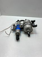 Mercedes-Benz SL R129 Polttoaineen ruiskutuksen suurpainepumppu 0024772701