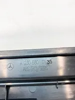 Mercedes-Benz SL R230 Garniture de jupe latérale arrière 2306801735