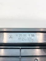 Mercedes-Benz SL R230 Отделка заднего порога (внешняя) 2306801835