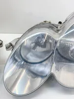 Mercedes-Benz SL R230 Lampa przednia A2308200659