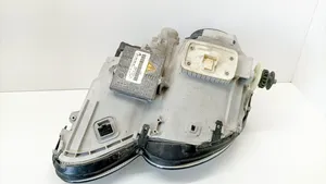 Mercedes-Benz SL R230 Lampa przednia 0302485076