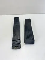 Mercedes-Benz SL R107 Pedal del acelerador A1233010082