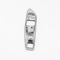 Mercedes-Benz SL R107 Manecilla interna puerta delantera A1077660511