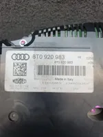 Audi A5 8T 8F Spidometrs (instrumentu panelī) 8T0920983