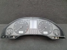 Audi A8 S8 D2 4D Speedometer (instrument cluster) 4D0919033F