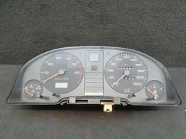 Audi 80 90 S2 B4 Speedometer (instrument cluster) 8A0919033BJ