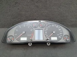 Audi A4 S4 B5 8D Geschwindigkeitsmesser Cockpit 8D0920931D