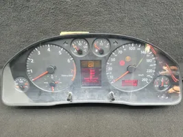 Audi A4 S4 B5 8D Compteur de vitesse tableau de bord 8D0919880E