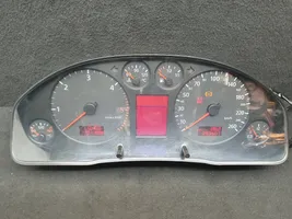 Audi A4 S4 B5 8D Compteur de vitesse tableau de bord 8D0920931