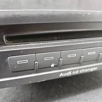 Audi Q7 4L CD/DVD-vaihdin 4L0910110B