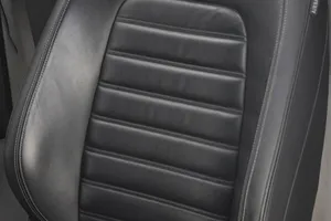 Volkswagen PASSAT CC Juego interior 