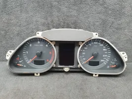 Audi A6 S6 C6 4F Speedometer (instrument cluster) 4F0920900N