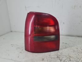 Audi A4 S4 B5 8D Galinis žibintas kėbule 8D9945095