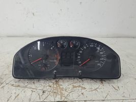 Audi A4 S4 B5 8D Compteur de vitesse tableau de bord 8D0919861A