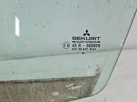 Mitsubishi Carisma Pagrindinis priekinių durų stiklas (keturdurio) 43R000929