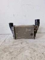 Audi A6 S6 C5 4B Starpdzesētāja radiators 