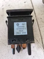 Volkswagen Golf IV Inne przełączniki i przyciski 1J0959621C