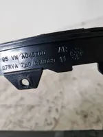 Volkswagen Sharan Inne części wnętrza samochodu 7m0858089