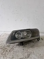 Audi A6 S6 C6 4F Lampa przednia 