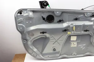 Volkswagen Polo IV 9N3 Lève-vitre électrique de porte avant 6Q3837401