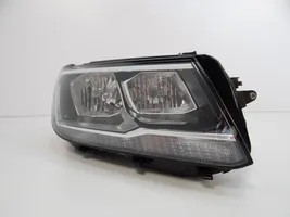 Volkswagen Tiguan Faro delantero/faro principal 5NB941006B