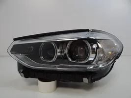 BMW X3 G01 Lampa przednia 8739647