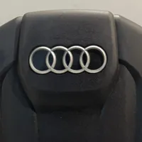 Audi A5 Variklio dangtis (apdaila) 06L103925M