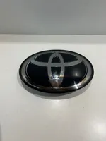 Toyota Hilux VIII Logo, emblème, badge 9097502159