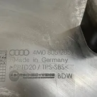 Audi Q7 4M Dzinēja pārsega slēdzenes dekoratīvā apdare 4M0805285A