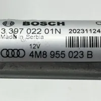 Audi Q7 4M Etupyyhkimen vivusto ja moottori 4M8955023B