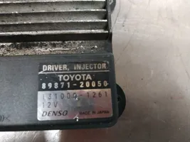 Toyota Avensis T270 Calculateur moteur ECU 8987120050