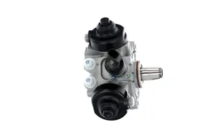 BMW M4 F82 F83 Fuel injection high pressure pump 0445010638