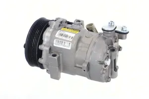 Suzuki Swift Ilmastointilaitteen kompressorin pumppu (A/C) 699867
