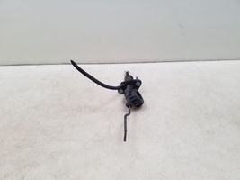 Opel Astra J Clutch master cylinder 55561915