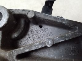 Opel Zafira B Pavarų dėžės tvirtinimo kronšteinas 24459819